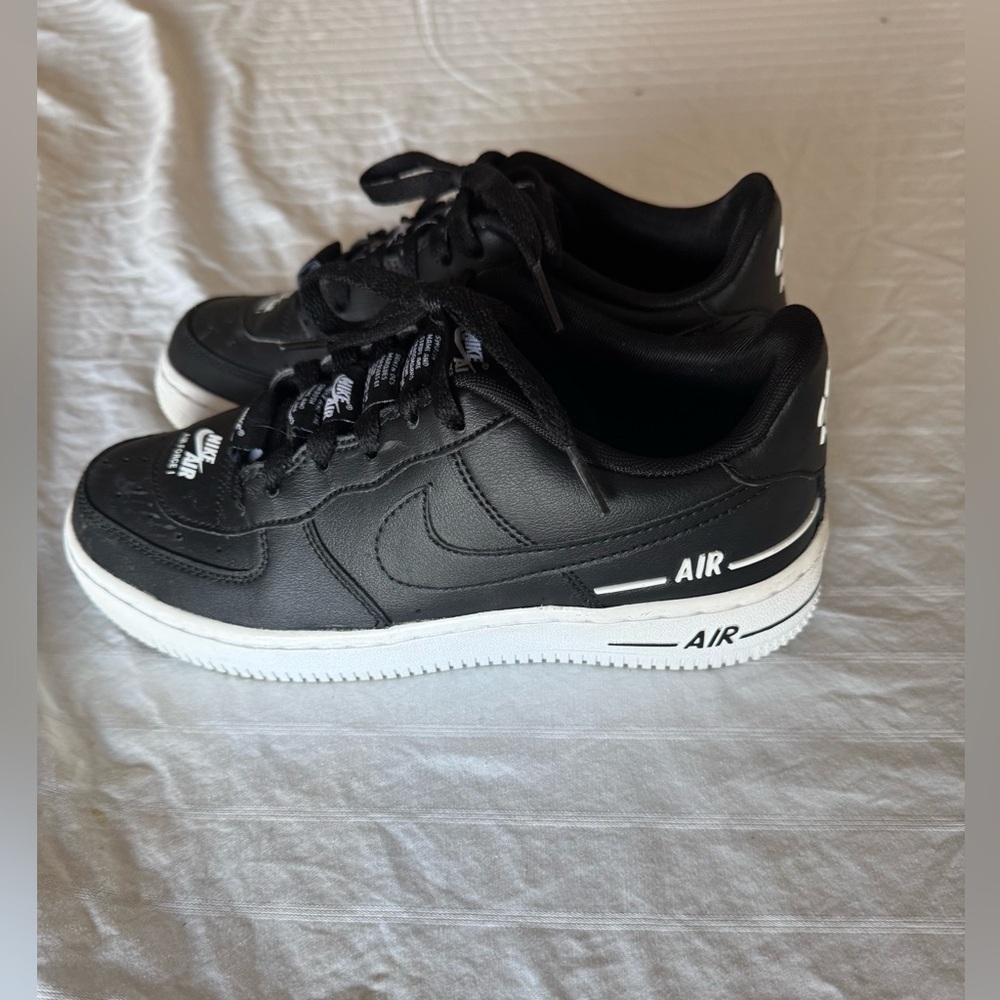 Nike Air Force 1 Size 4.5 Youth Boys Kids - Picture 3 of 9